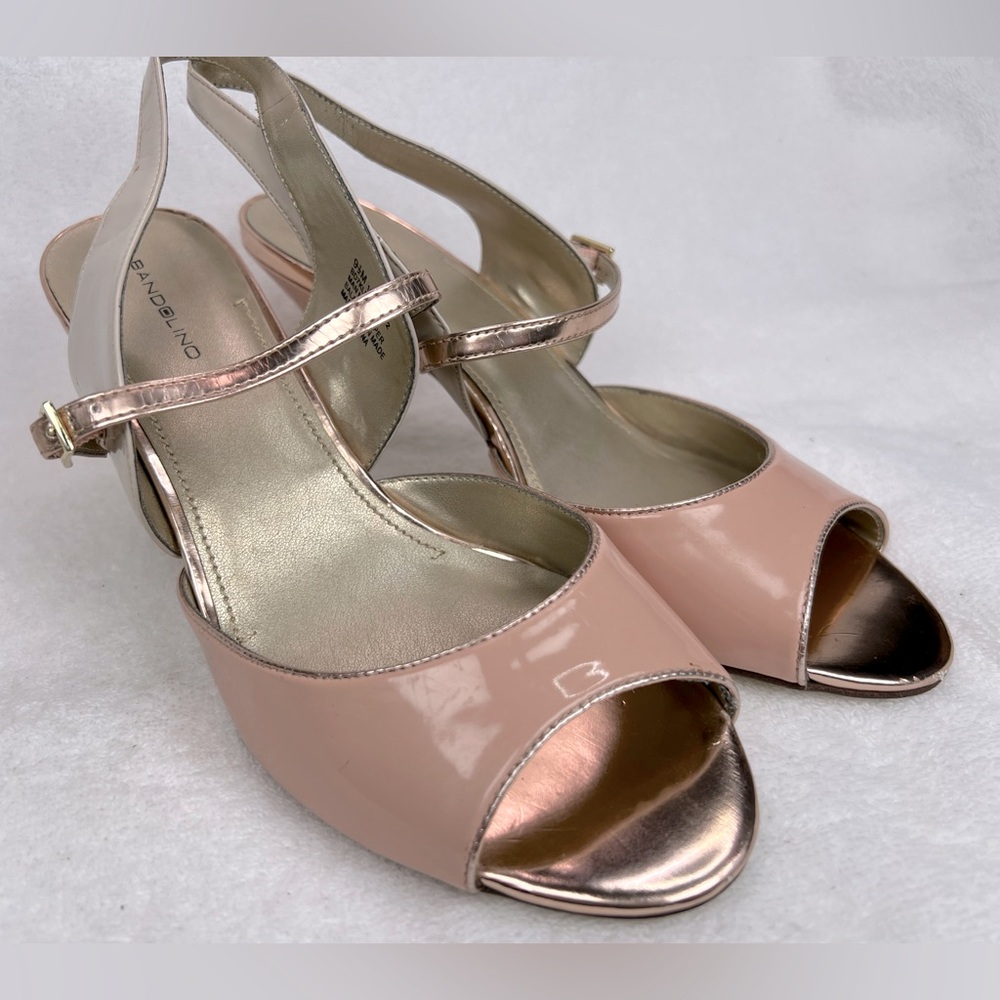 Bandolino, pink & gray patent leather metallic heels, shoes are pre-loved 🥰